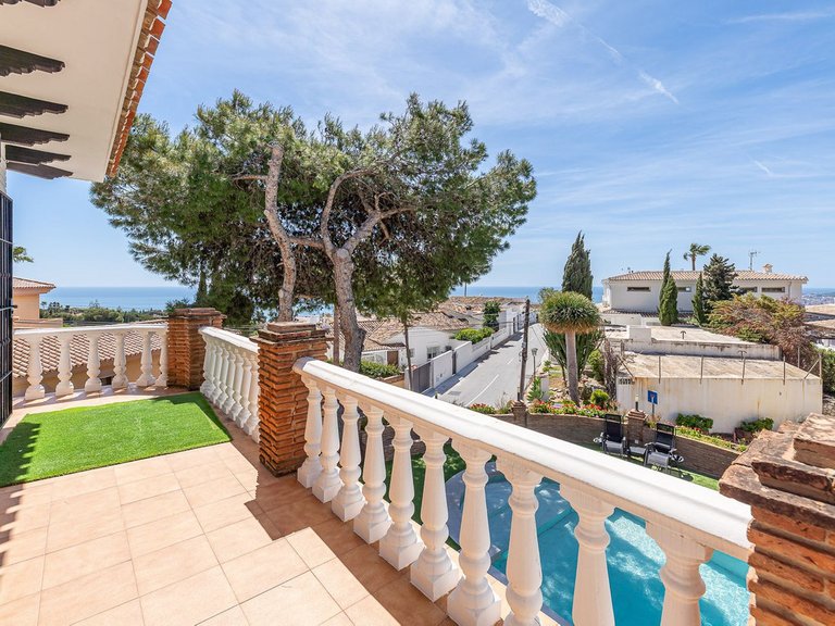 Apartment for Sale  in Benalmadena, Malaga 23