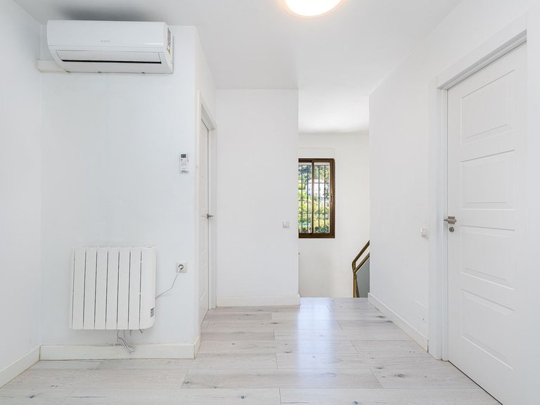Apartment for Sale  in Benalmadena, Malaga 16