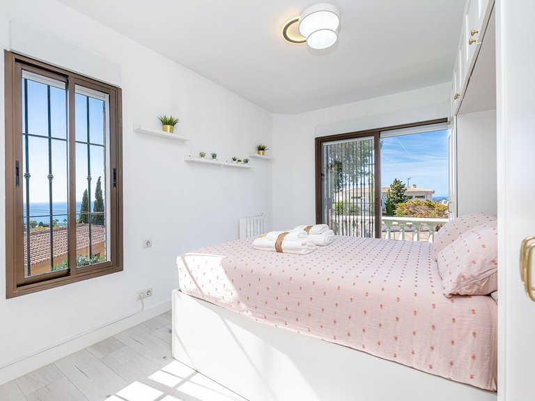 Apartment for Sale  in Benalmadena, Malaga 17