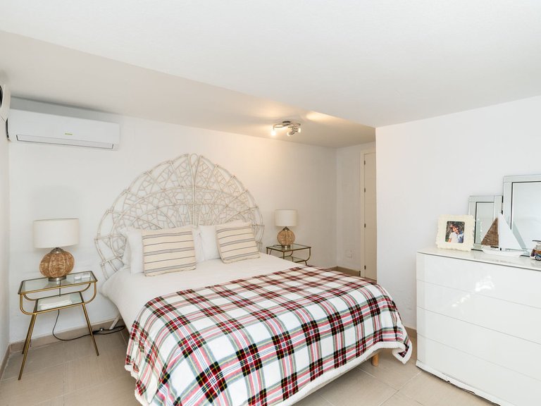 Apartment for Sale  in Estepona, Malaga 37