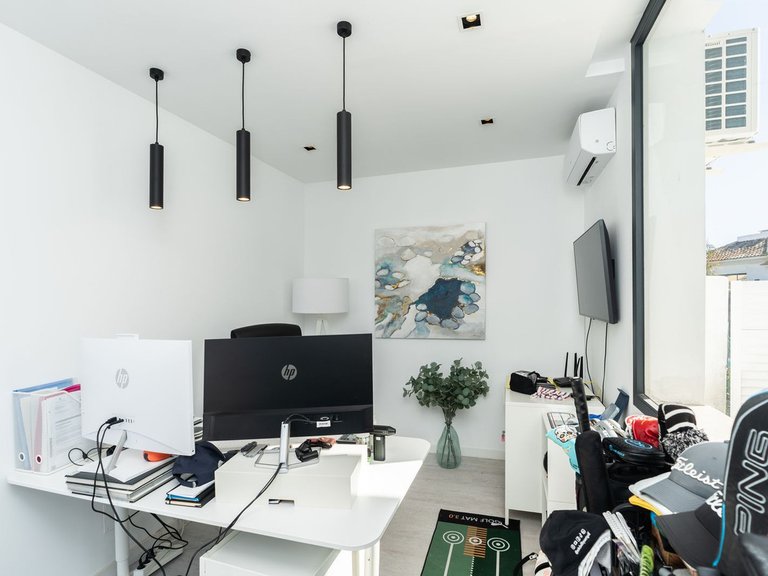 Apartment for Sale  in Estepona, Malaga 41