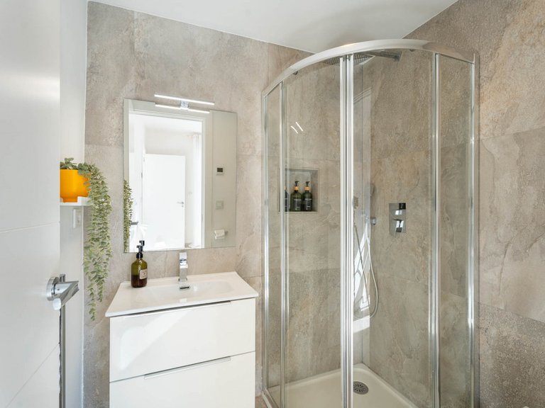 Apartment for Sale  in Marbella, Malaga 26
