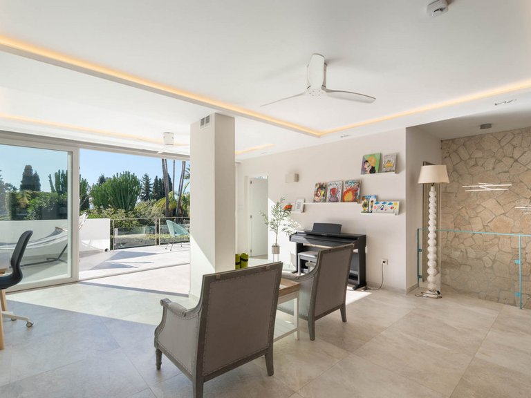 Apartment for Sale  in Marbella, Malaga 22