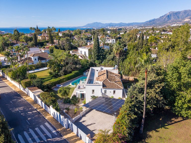 Apartment for Sale  in Marbella, Malaga 48
