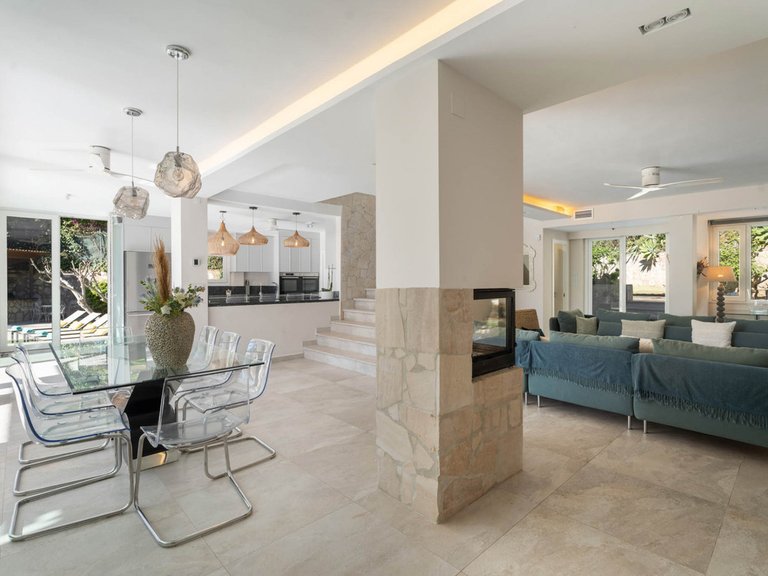 Apartment for Sale  in Marbella, Malaga 9