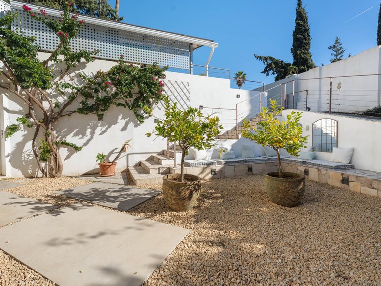 Apartment for Sale  in Marbella, Malaga 32