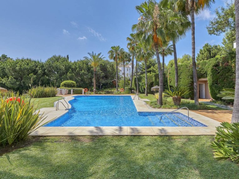 Apartment for Sale  in Benahavis, Malaga 33