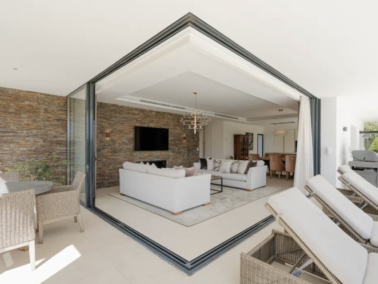 Apartment for Sale  in San Pedro De Alcantara, Malaga 5