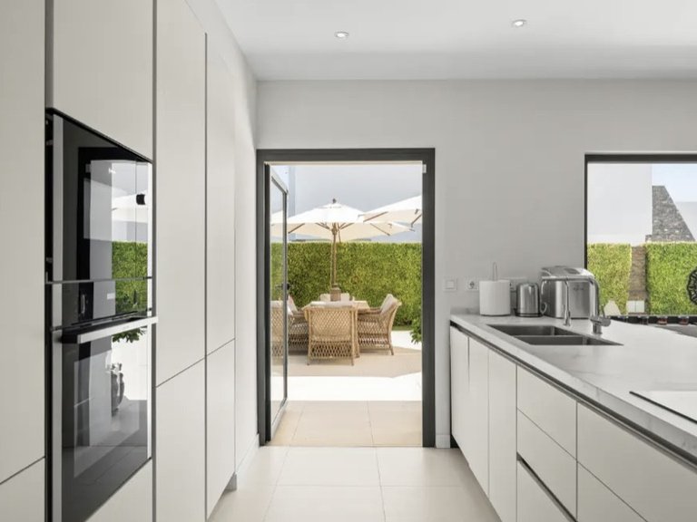 Apartment for Sale  in San Pedro De Alcantara, Malaga 11