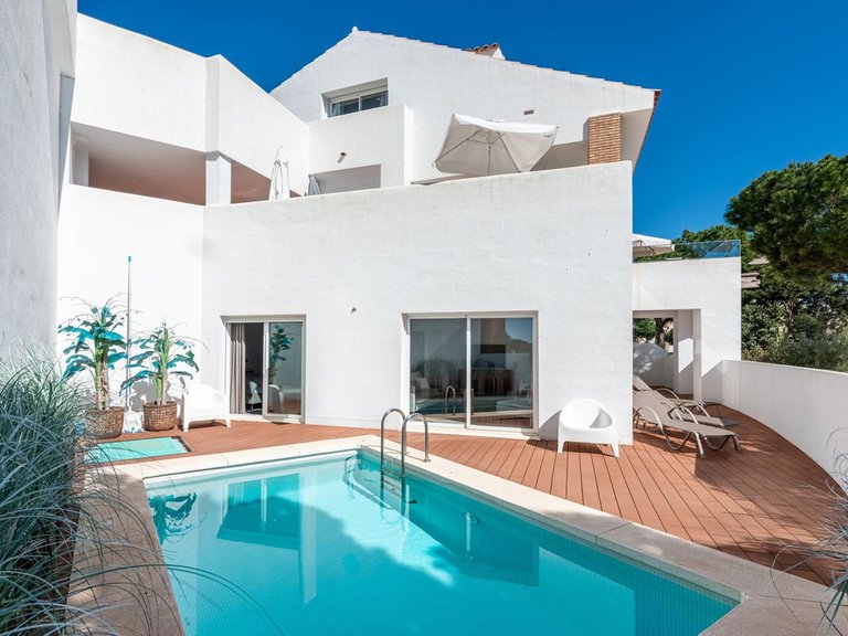 Apartment for Sale  in Benalmadena, Malaga 1