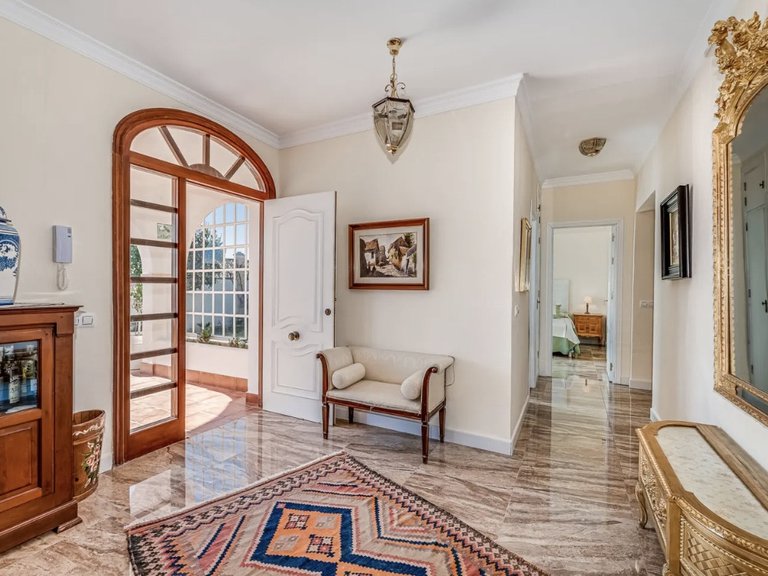 Apartment for Sale  in Marbella, Malaga 14