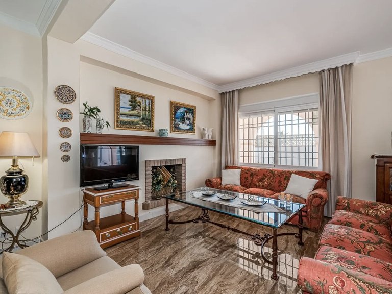 Apartment for Sale  in Marbella, Malaga 9