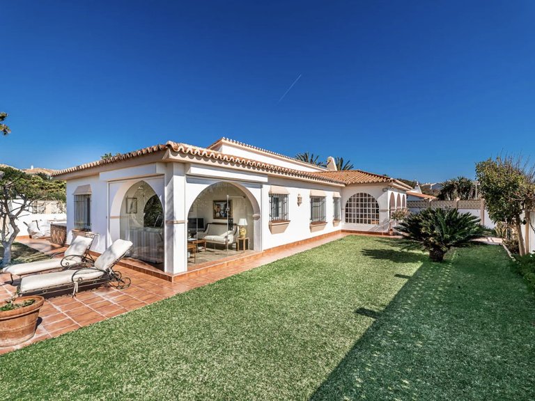 Apartment for Sale  in Marbella, Malaga 1