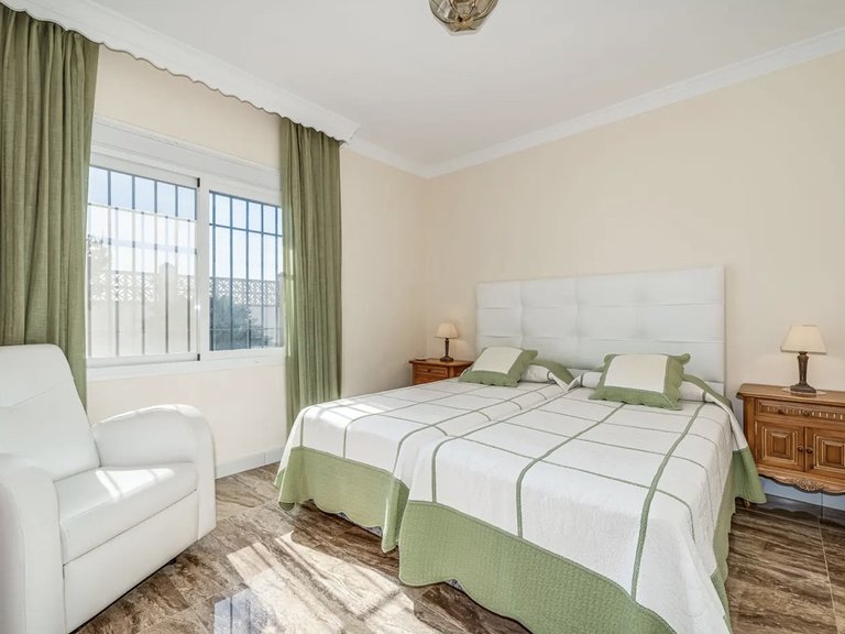 Apartment for Sale  in Marbella, Malaga 15