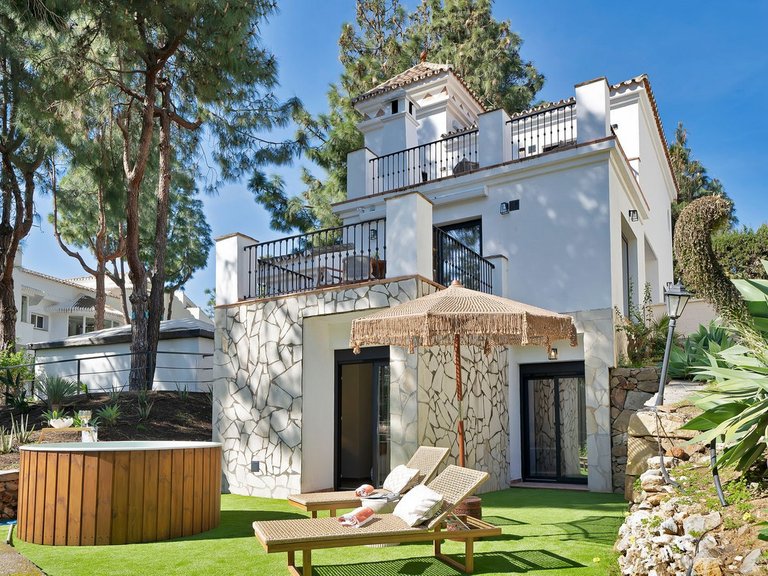 Apartment for Sale  in Mijas Costa, Malaga 1