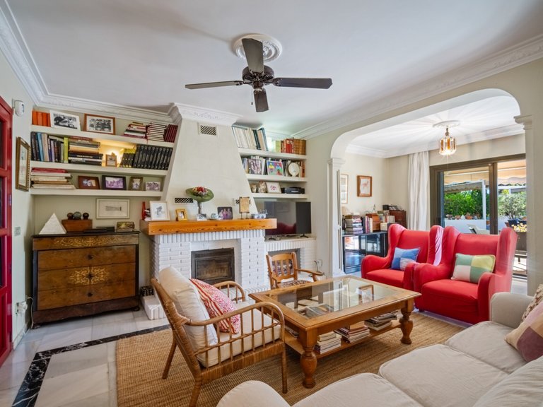 Apartment for Sale  in Marbella, Malaga 6