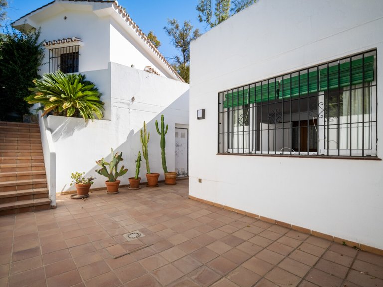 Apartment for Sale  in Marbella, Malaga 22