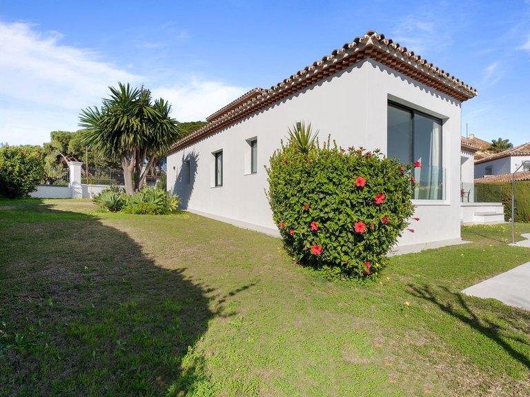 Apartment for Sale  in Marbella, Malaga 32