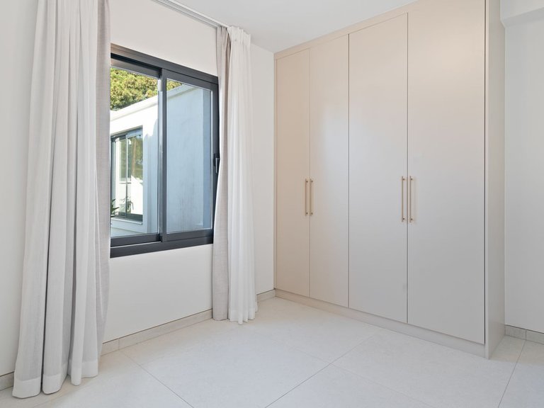 Apartment for Sale  in Marbella, Malaga 27