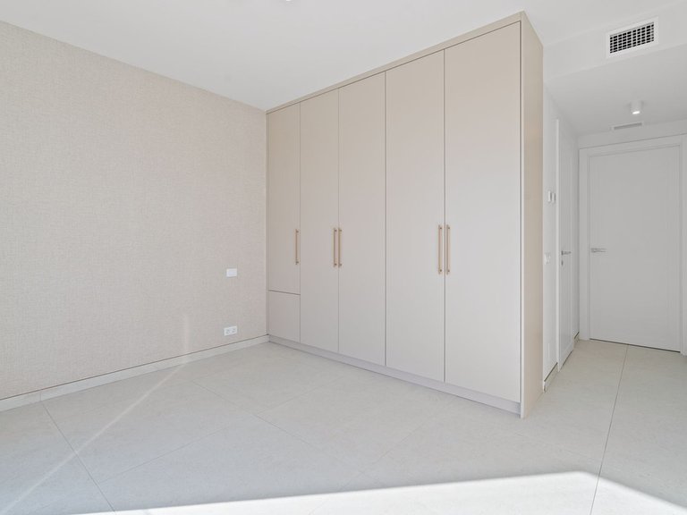 Apartment for Sale  in Marbella, Malaga 22