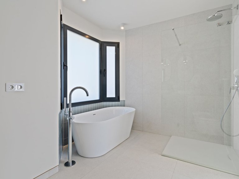 Apartment for Sale  in Marbella, Malaga 19