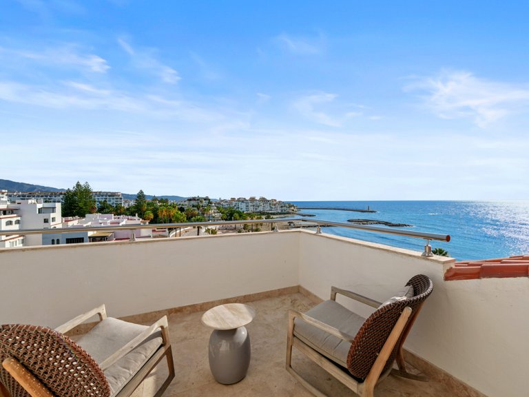 Apartment for Sale  in Marbella, Malaga 1