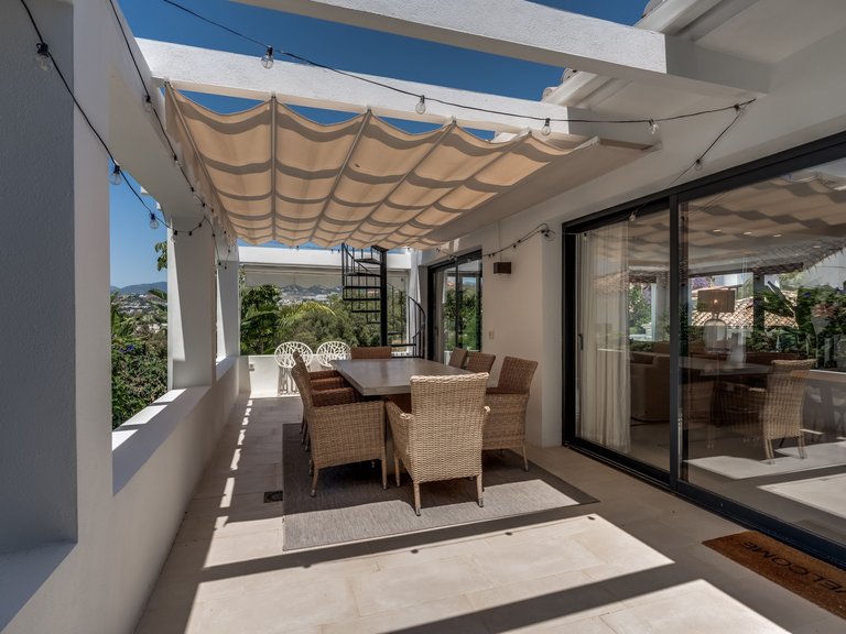 Apartment for Sale  in Marbella, Malaga 27