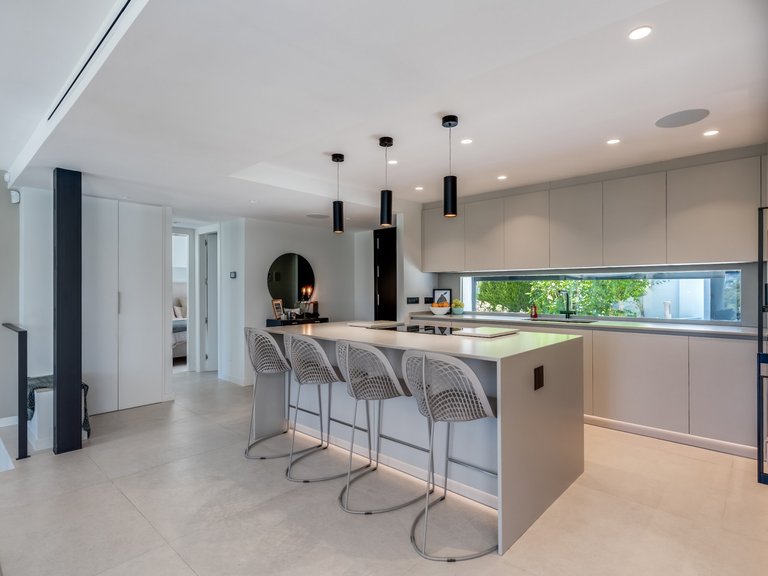 Apartment for Sale  in Marbella, Malaga 9