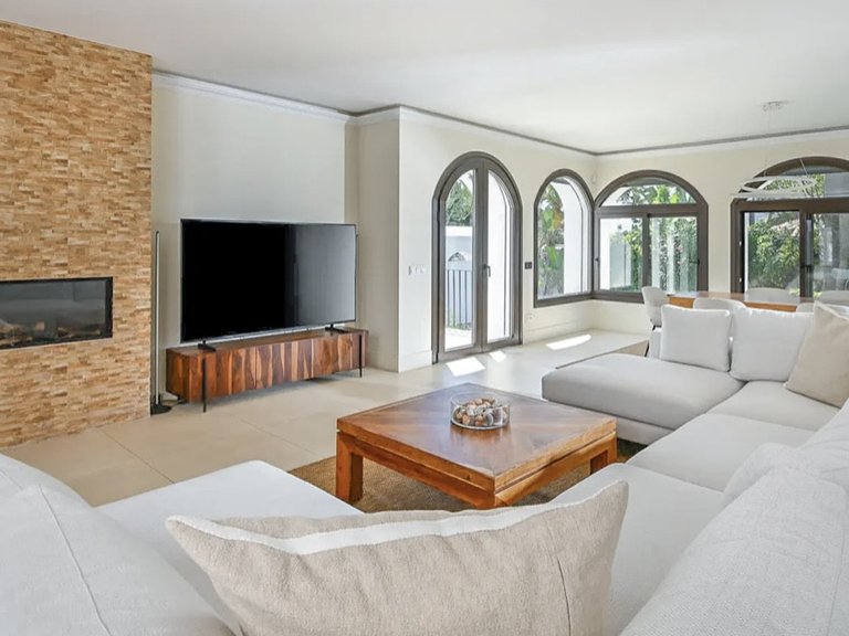 Apartment for Sale  in Marbella, Malaga 11