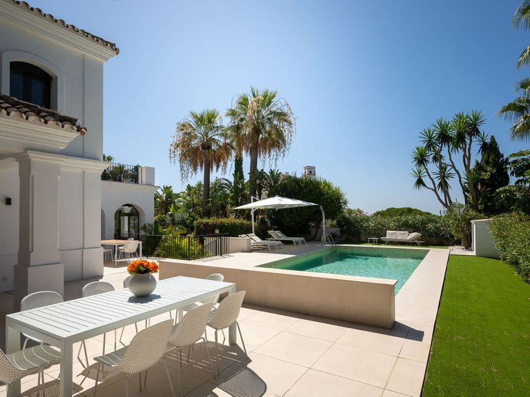 Apartment for Sale  in Marbella, Malaga 5