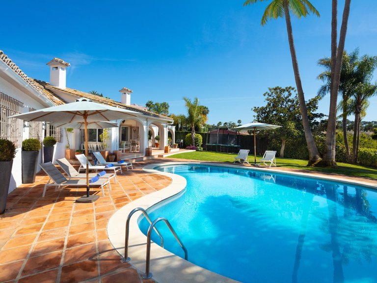 Apartment for Sale  in Marbella, Malaga 2