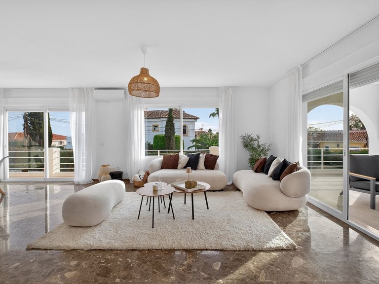 Apartment for Sale  in Marbella, Malaga 10