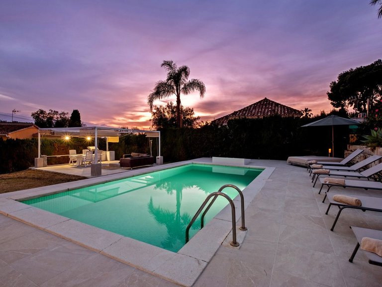 Apartment for Sale  in Marbella, Malaga 36