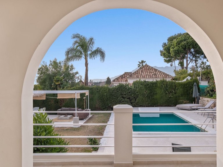 Apartment for Sale  in Marbella, Malaga 21