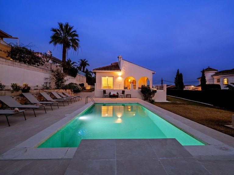 Apartment for Sale  in Marbella, Malaga 33