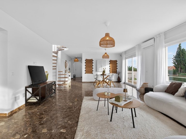 Apartment for Sale  in Marbella, Malaga 11