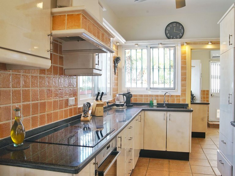 Apartment for Sale  in Mijas Costa, Malaga 15