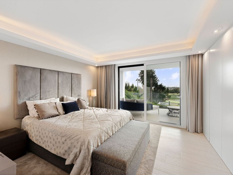Apartment for Sale  in Marbella, Malaga 15