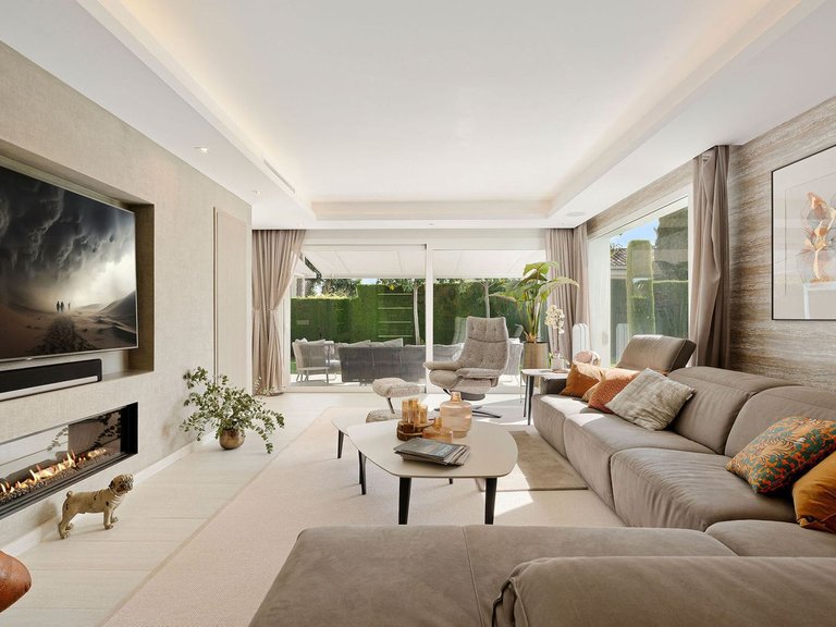 Apartment for Sale  in Marbella, Malaga 5