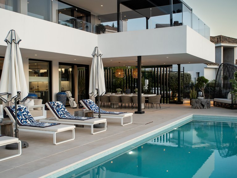Apartment for Sale  in Marbella, Malaga 31
