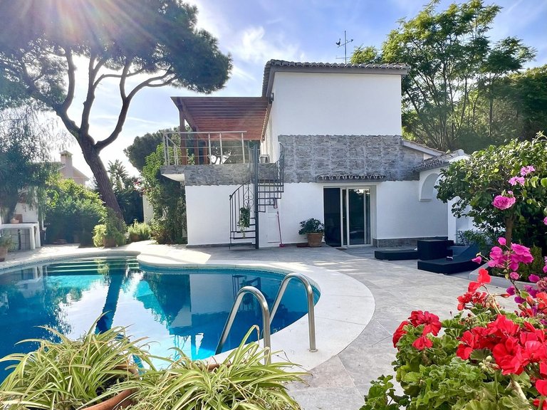 Apartment for Sale  in Marbella, Malaga 1