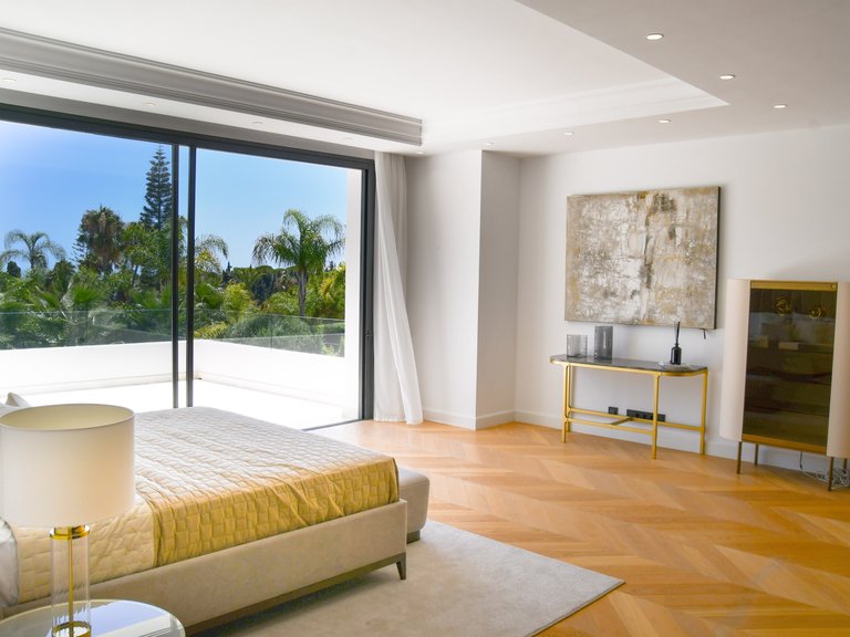 Apartment for Sale  in Marbella, Malaga 25