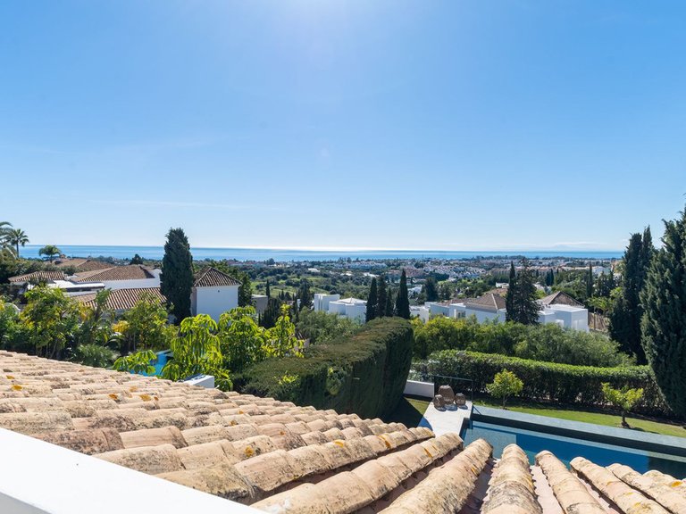 Apartment for Sale  in Benahavis, Malaga 13