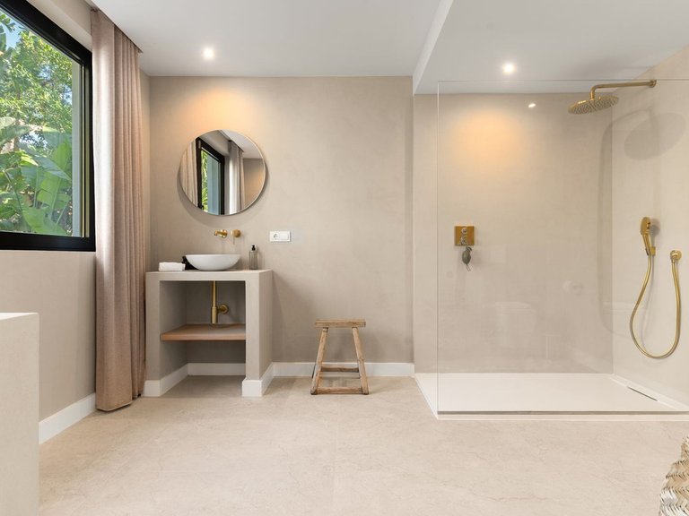 Apartment for Sale  in Benahavis, Malaga 8