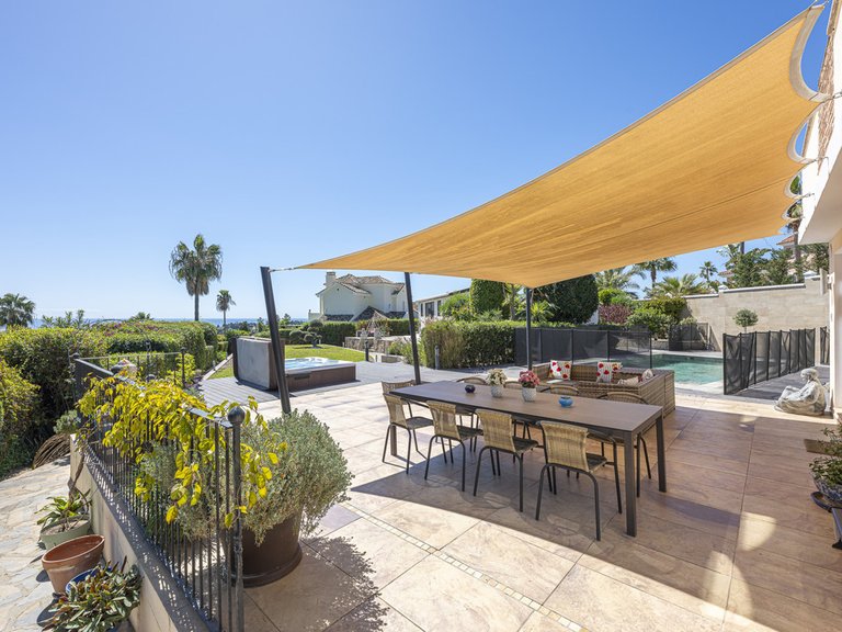 Apartment for Sale  in Estepona, Malaga 37