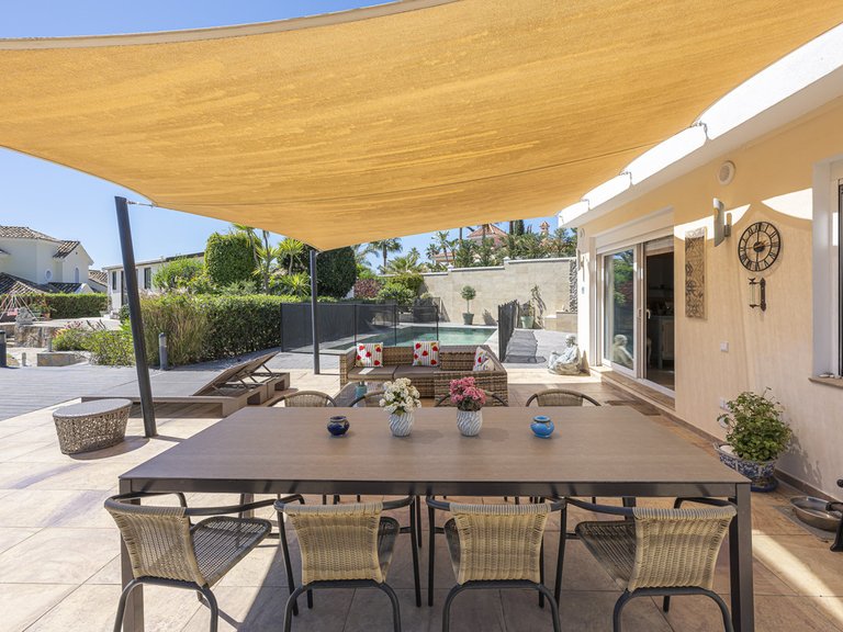 Apartment for Sale  in Estepona, Malaga 38
