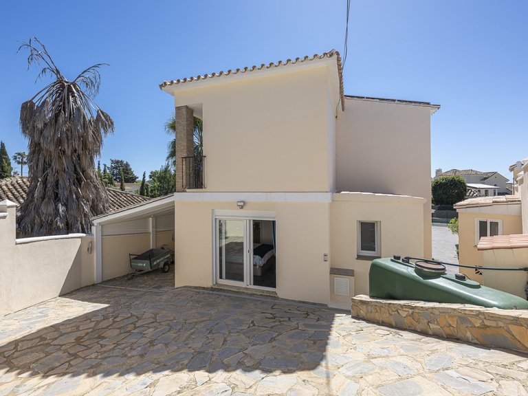 Apartment for Sale  in Estepona, Malaga 58