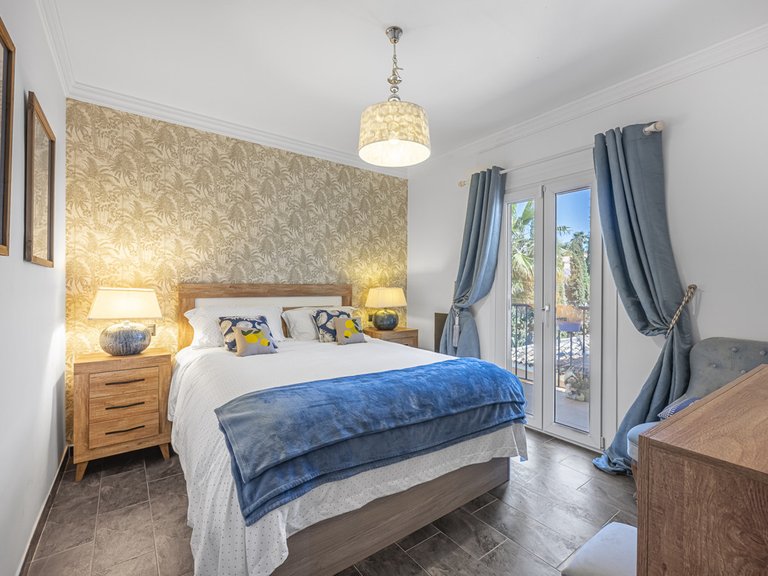 Apartment for Sale  in Estepona, Malaga 28