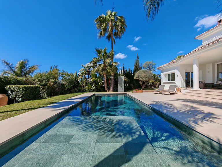 Apartment for Sale  in Marbella, Malaga 3