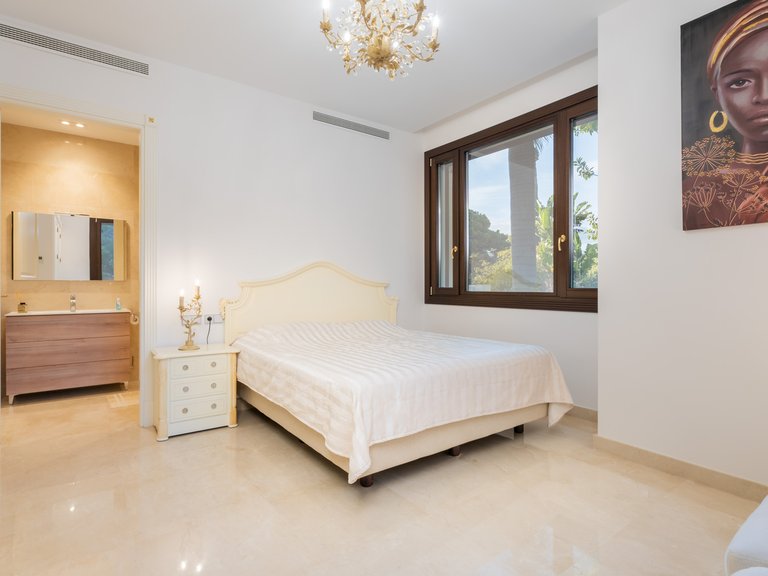 Apartment for Sale  in San Pedro De Alcantara, Malaga 18